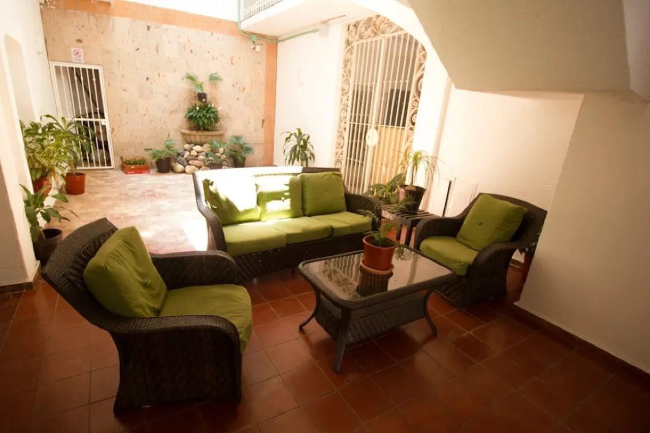 Suites Plaza Del Rio - Family Hotel Malecon Centro Puerto Vallarta Eksteriør billede