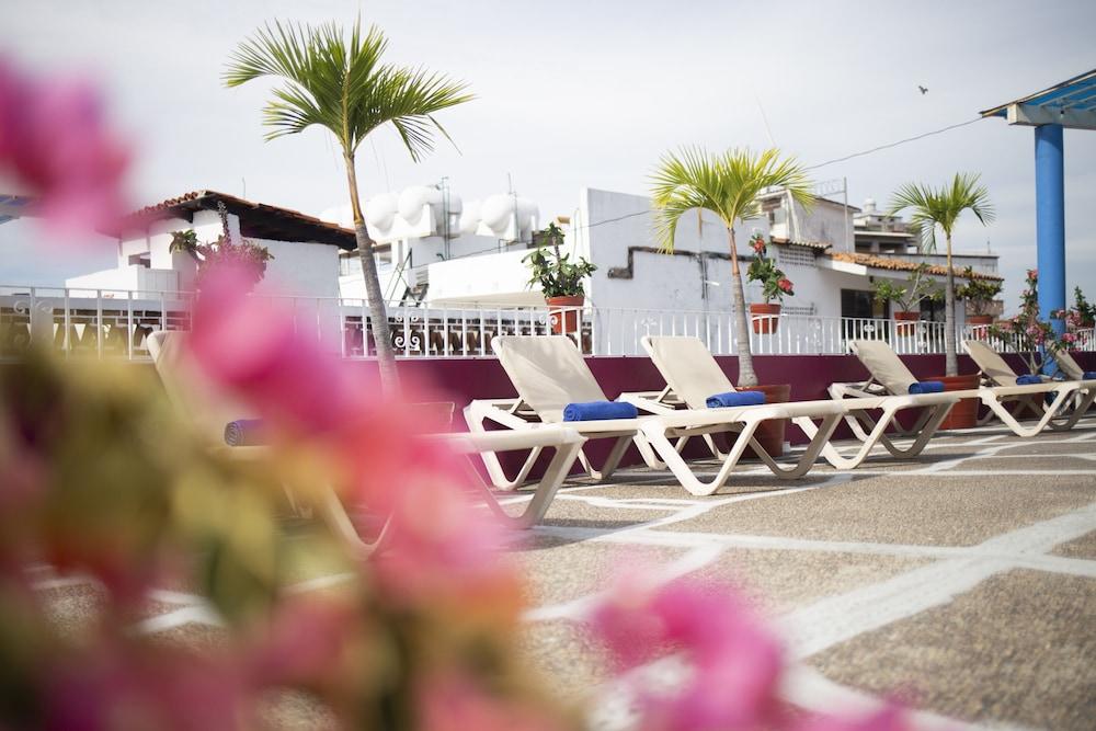 Suites Plaza Del Rio - Family Hotel Malecon Centro Puerto Vallarta Eksteriør billede