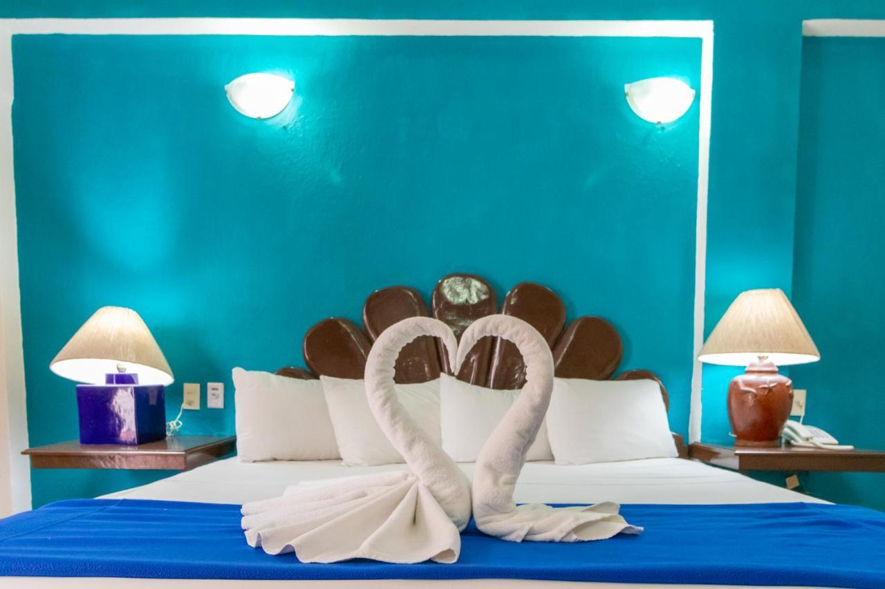 Suites Plaza Del Rio - Family Hotel Malecon Centro Puerto Vallarta Eksteriør billede