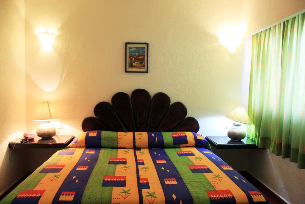 Suites Plaza Del Rio - Family Hotel Malecon Centro Puerto Vallarta Eksteriør billede