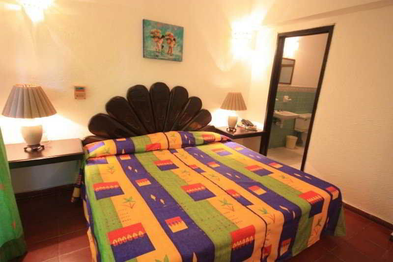 Suites Plaza Del Rio - Family Hotel Malecon Centro Puerto Vallarta Eksteriør billede